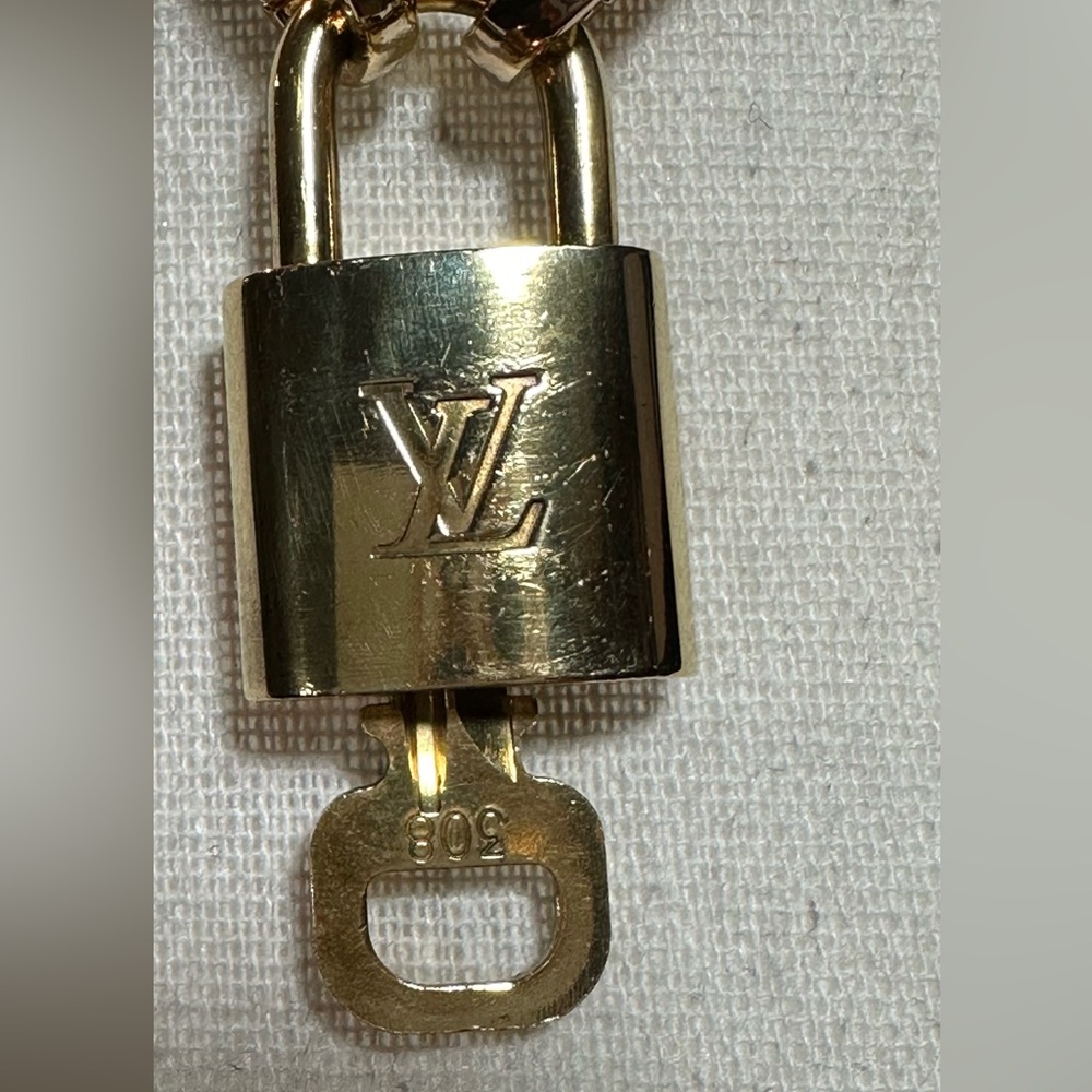 Authentic LV Louis Vuitton lock and key - $70 each or 2 for $$130 - Picture 5 of 16